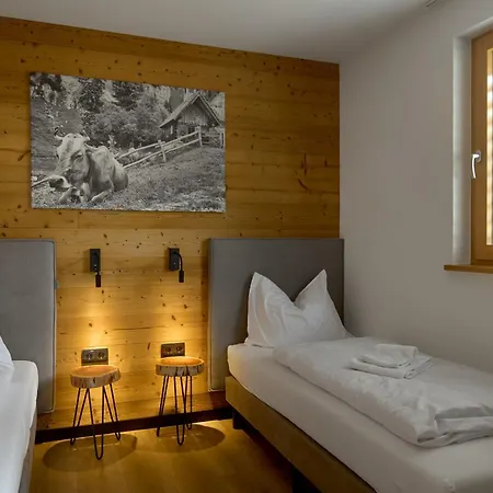 Camp Exklusiv - Alpin-resort Montafon Haus 2 By Pferd Auf Wolke Gargellen
