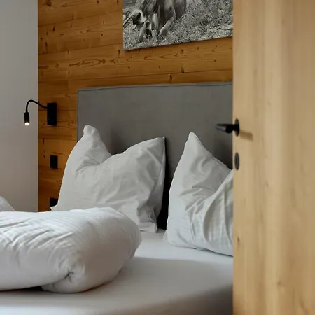Camp Exklusiv - Alpin-resort Montafon Haus 2 By Pferd Auf Wolke *